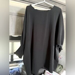 Boutique Elegant Black Women's Top